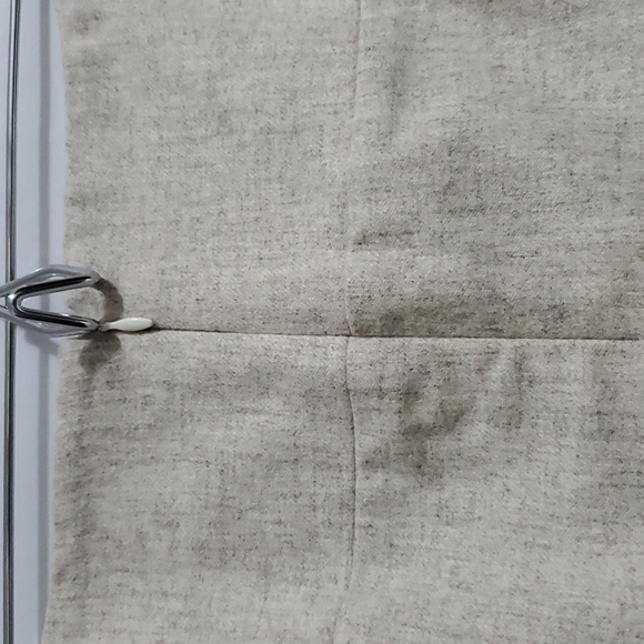 Banana Republic Ivory Slit Staight Skirt - Picture 7 of 10